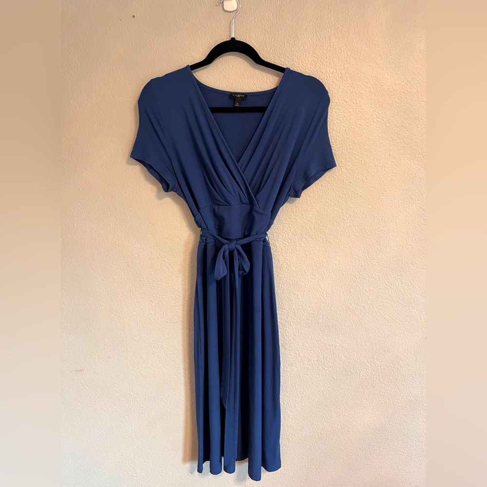 Faux wrap, stretchy, belted Talbots dress.